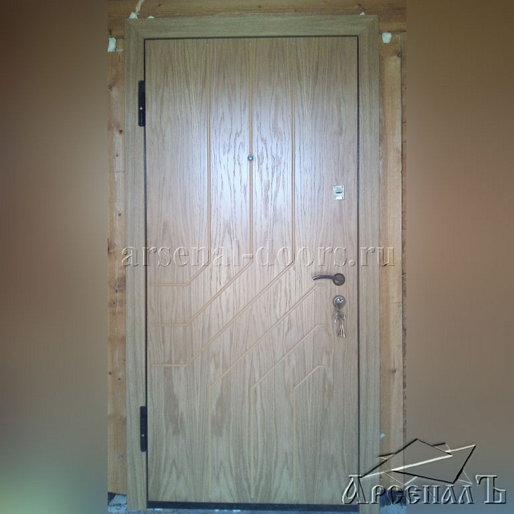 Утепленная входная металлическая дверь с МДФ в загородный дом