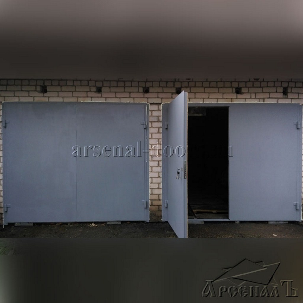 Прочные утепленные распашные металические ворота в гаражи